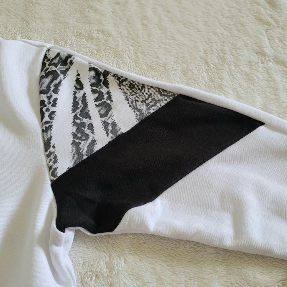 Puma Cropped Track Jacket - NWT - Picture 8 of 16